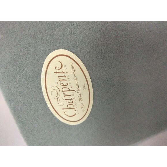 Classic Disney Winnie the Pooh Bear & Christopher Robin Bookends Stuck in Hole - Picture 9 of 9